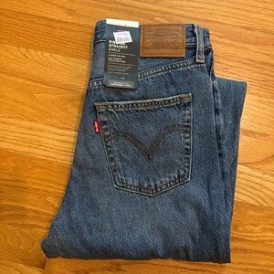 Levi's Women's Ribcage Straight Ankle Blue Jeans